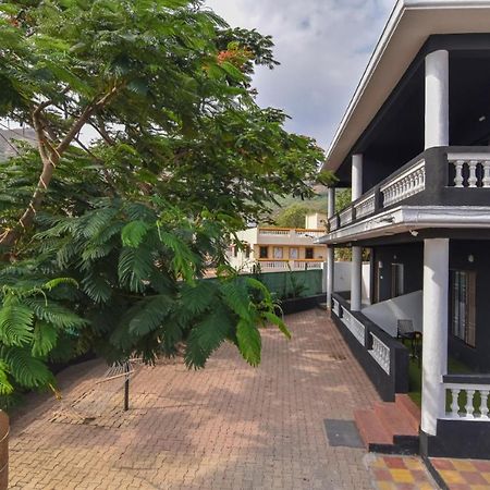 Empyrean Stay Ll 3Bhk Ll Jaguar Villa Ll Ac Ll Pvt Pool Ll Luxury Lonavala Exterior foto